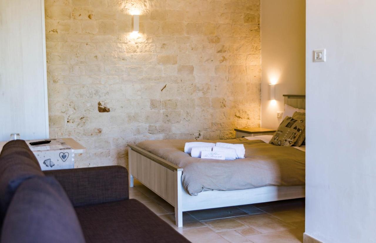 Relais La Masseriola 卡斯特拉纳格罗泰 外观 照片